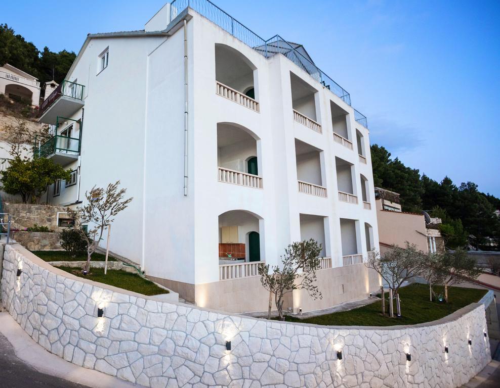 Villa Visnja Брела Экстерьер фото
